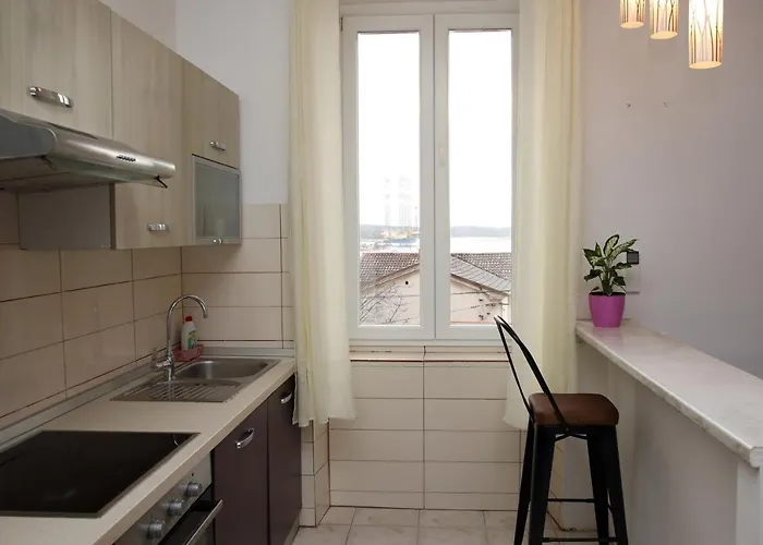 Apartment Una 풀라